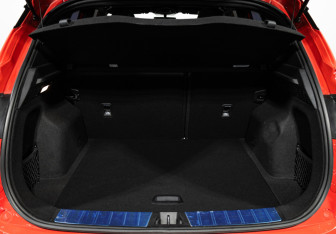 Подержанный автомобиль Geely Coolray 2023 года (24 фото)