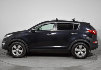 Подержанный автомобиль Kia Sportage 2013 года (8 фото)