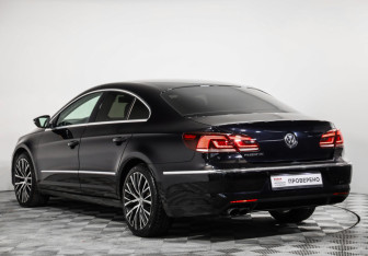 Подержанный автомобиль Volkswagen Passat CC 2012 года (7 фото)
