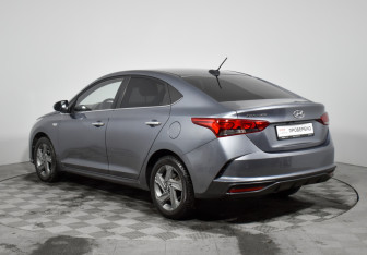 Подержанный автомобиль Hyundai Solaris Sedan 2020 года (7 фото)