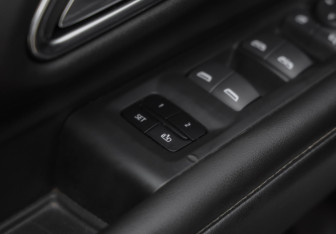 Подержанный автомобиль Chevrolet Tahoe 2021 года (26 фото)