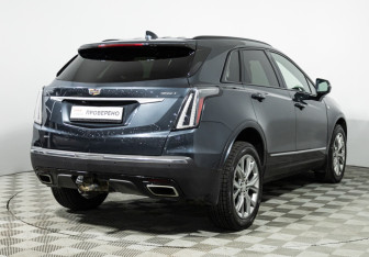 Подержанный автомобиль Cadillac XT5 2020 года (5 фото)