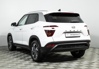 Подержанный автомобиль Hyundai Creta 2021 года (7 фото)