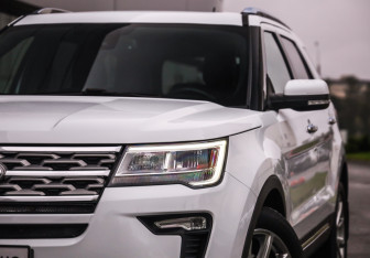 Подержанный автомобиль Ford Explorer 2019 года (2 фото)