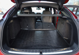 Подержанный автомобиль BMW X4 2018 года (34 фото)