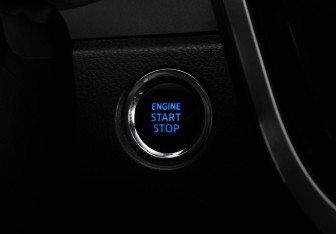 Подержанный автомобиль Toyota Camry Sedan 2019 года (24 фото)