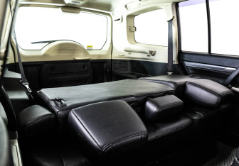 Подержанный автомобиль Mitsubishi Pajero 2013 года (17 фото)