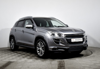 Подержанный автомобиль Peugeot 4008 2012 года (3 фото)
