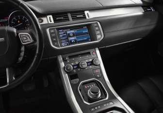 Подержанный автомобиль Land Rover Range Rover Evoque 2014 года (20 фото)