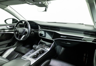 Подержанный автомобиль Audi A6 Wagon 2018 года (9 фото)
