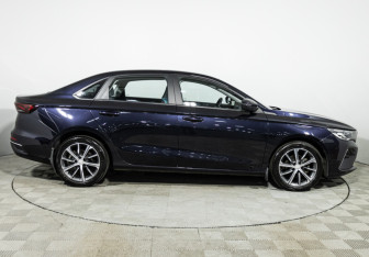 Подержанный автомобиль Geely Emgrand 2023 года (4 фото)
