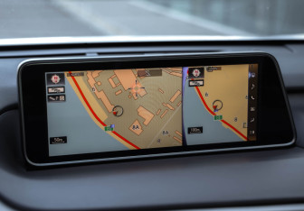 Подержанный автомобиль Lexus RX 2016 года (17 фото)