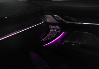 Подержанный автомобиль Zeekr 001 2023 года (38 фото)