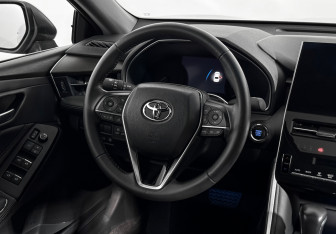 Подержанный автомобиль Toyota Avalon 2023 года (16 фото)