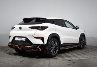 Подержанный автомобиль Changan UNI-T 2022 года (5 фото)