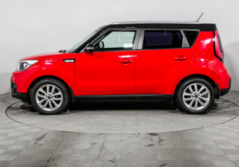 Подержанный автомобиль Kia Soul 2018 года (8 фото)