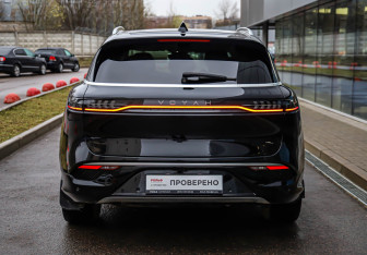 Подержанный автомобиль Voyah Free 2022 года (5 фото)