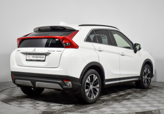 Подержанный автомобиль Mitsubishi Eclipse Cross 2018 года (6 фото)
