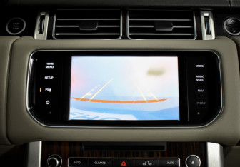 Подержанный автомобиль Land Rover Range Rover 2013 года (17 фото)