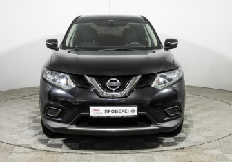 Подержанный автомобиль Nissan X-Trail 2016 года (2 фото)