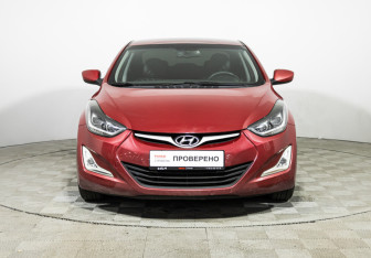 Подержанный автомобиль Hyundai Elantra Sedan 2015 года (2 фото)