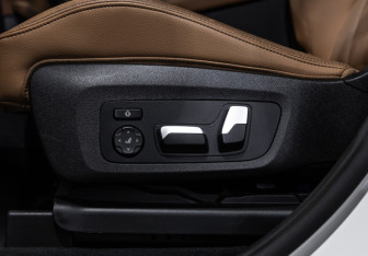 Подержанный автомобиль BMW X4 2020 года (38 фото)