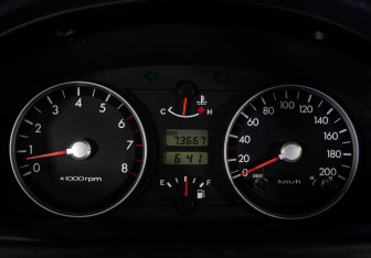 Подержанный автомобиль Hyundai Getz 2003 года (17 фото)