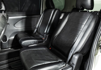 Подержанный автомобиль Nissan Serena Minivan 2019 года (10 фото)
