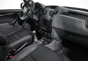 Подержанный автомобиль Renault Duster 2019 года (13 фото)