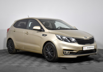 Подержанный автомобиль Kia Rio Hatchback 2015 года (3 фото)