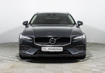 Подержанный автомобиль Volvo V60 2019 года (2 фото)