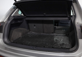 Подержанный автомобиль Volkswagen Tiguan 2019 года (30 фото)