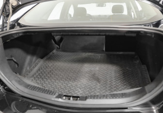 Подержанный автомобиль Ford Mondeo Sedan 2012 года (23 фото)