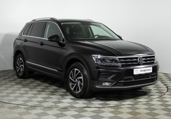 Подержанный автомобиль Volkswagen Tiguan 2018 года (3 фото)