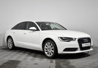 Подержанный автомобиль Audi A6 Sedan 2011 года (3 фото)