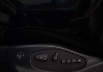 Подержанный автомобиль BMW X5 2005 года (19 фото)