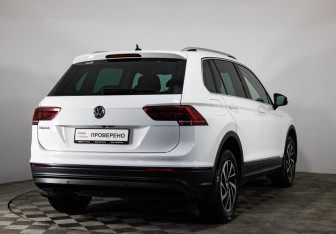Подержанный автомобиль Volkswagen Tiguan 2018 года (5 фото)