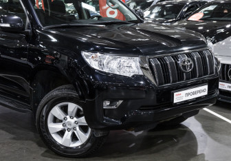 Подержанный автомобиль Toyota Land Cruiser Prado 2021 года (5 фото)
