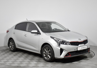 Подержанный автомобиль Kia Rio Sedan 2020 года (3 фото)