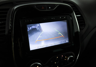 Подержанный автомобиль Renault Kaptur 2018 года (15 фото)