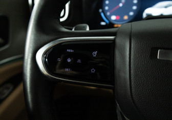 Подержанный автомобиль Jaecoo J8 2024 года (23 фото)