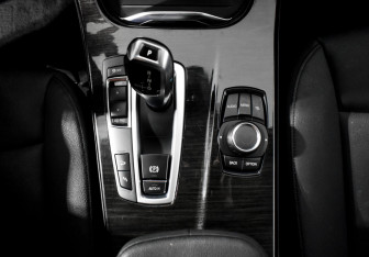 Подержанный автомобиль BMW X3 2014 года (13 фото)