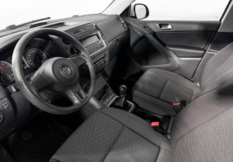 Подержанный автомобиль Volkswagen Tiguan 2012 года (9 фото)