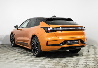 Подержанный автомобиль Zeekr 001 2023 года (7 фото)