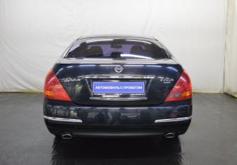 Подержанный автомобиль Nissan Teana 2007 года (6 фото)