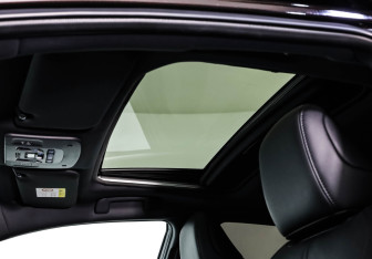 Подержанный автомобиль Toyota Avalon 2022 года (28 фото)