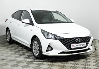 Подержанный автомобиль Hyundai Solaris Sedan 2020 года (3 фото)