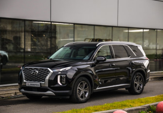 Подержанный автомобиль Hyundai Palisade 2021 года (3 фото)