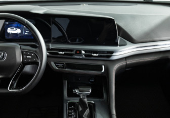 Подержанный автомобиль Changan CS75PLUS 2021 года (14 фото)