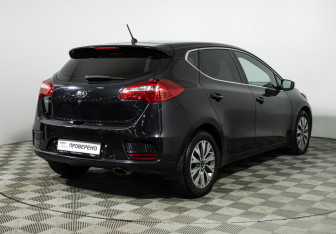 Подержанный автомобиль Kia Ceed Hatchback 2015 года (5 фото)